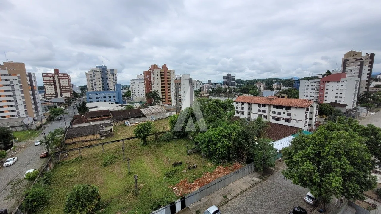 Apartamento com 1 suíte(s) mais 2 quarto(s) à venda no bairro ANITA GARIBALDI em JOINVILLE, por R$780.000,00. — foto 5