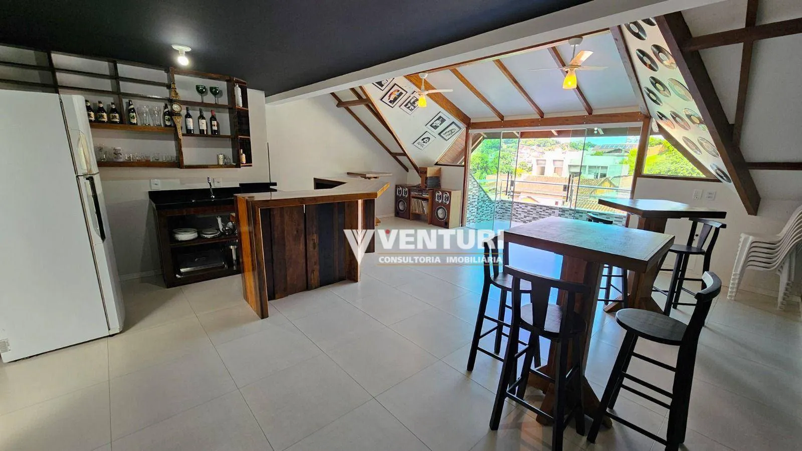 Casa com 4 dormitórios sendo 1 suíte à venda, 305 m por R$ 1.335.000 - Escola Agrícola - Blumenau/SC — foto 6