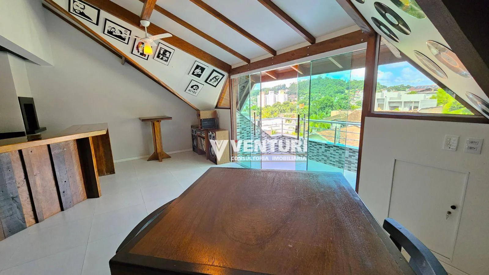 Casa com 4 dormitórios sendo 1 suíte à venda, 305 m por R$ 1.335.000 - Escola Agrícola - Blumenau/SC — foto 7