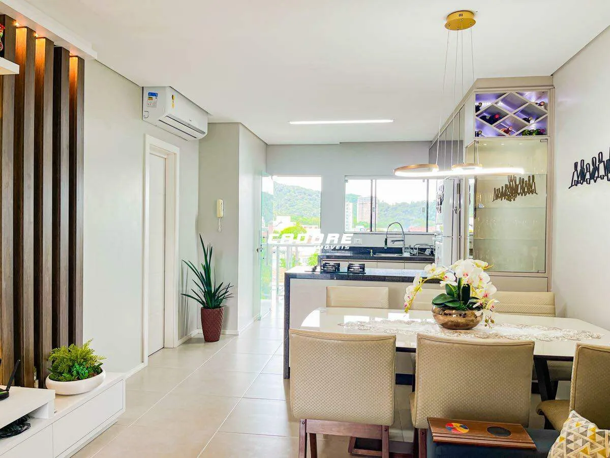 Sobrado de 03 quartos no centro comercial do bairro Garcia — foto 4