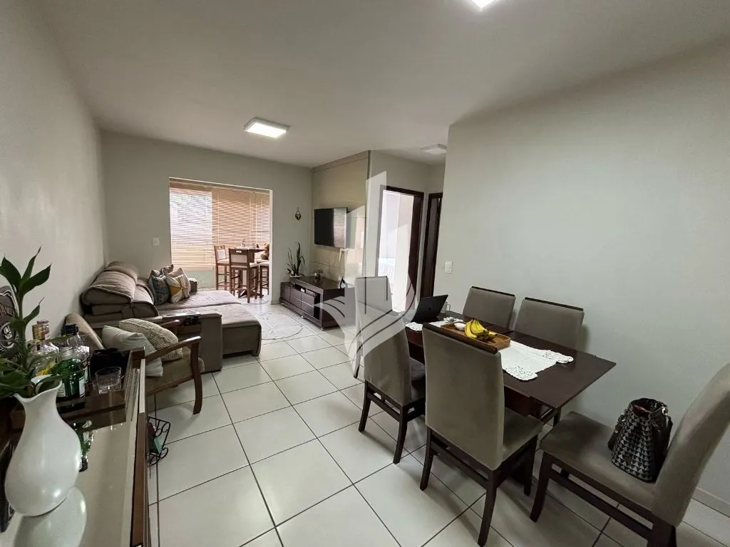Apartamento mobiliado, 2 dormitórios, 1 vaga de garagem — foto 2