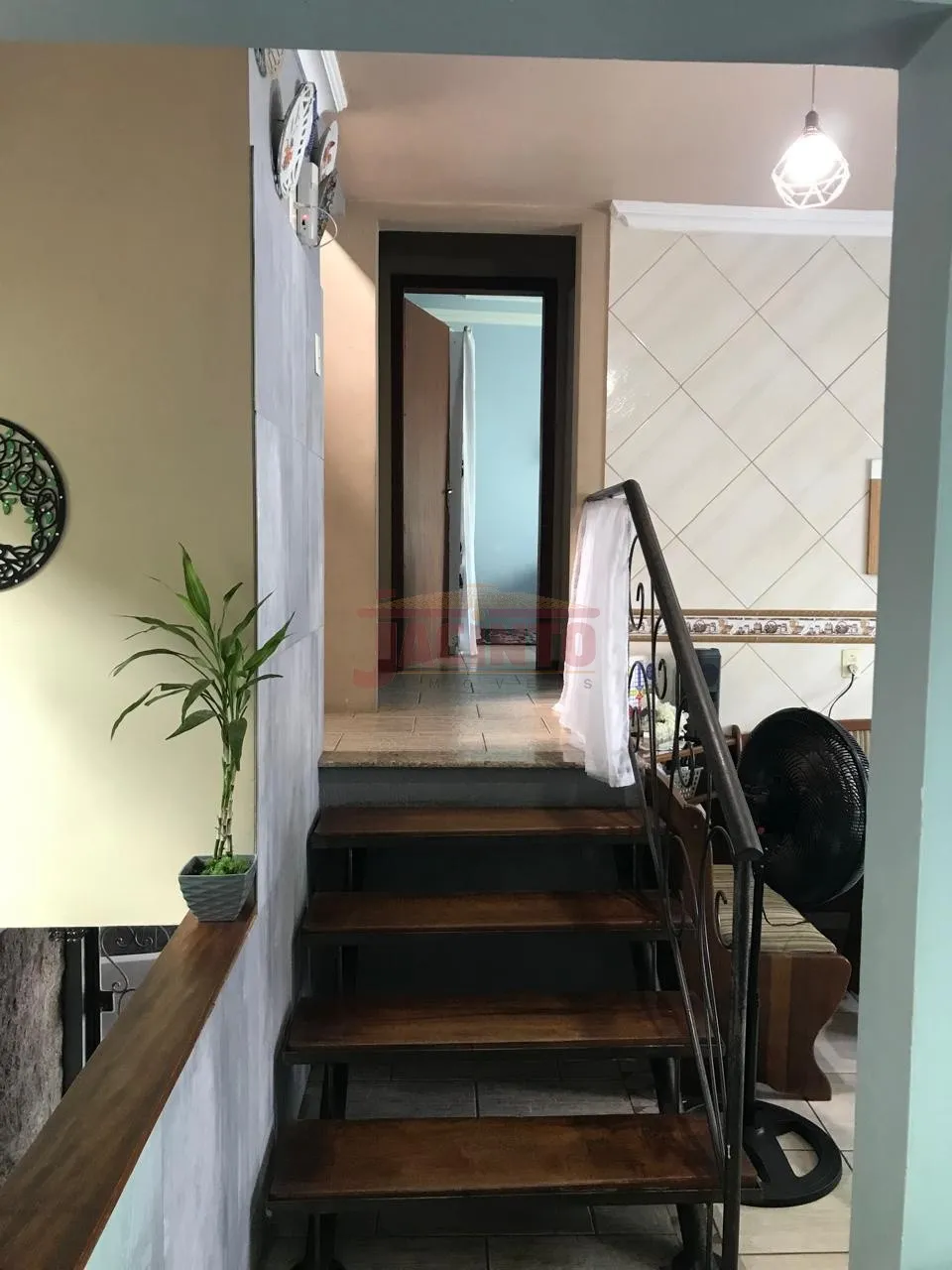 Casa de alvenaria de 2 pavimentos com mais 2 kitnets, no bairro Fortaleza. — foto 7
