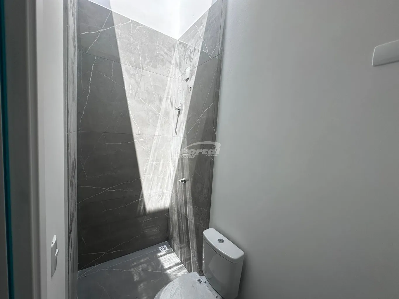 Lindo sobrado com 3 suítes apenas 600m do mar em Balneário Piçarras. — foto 7