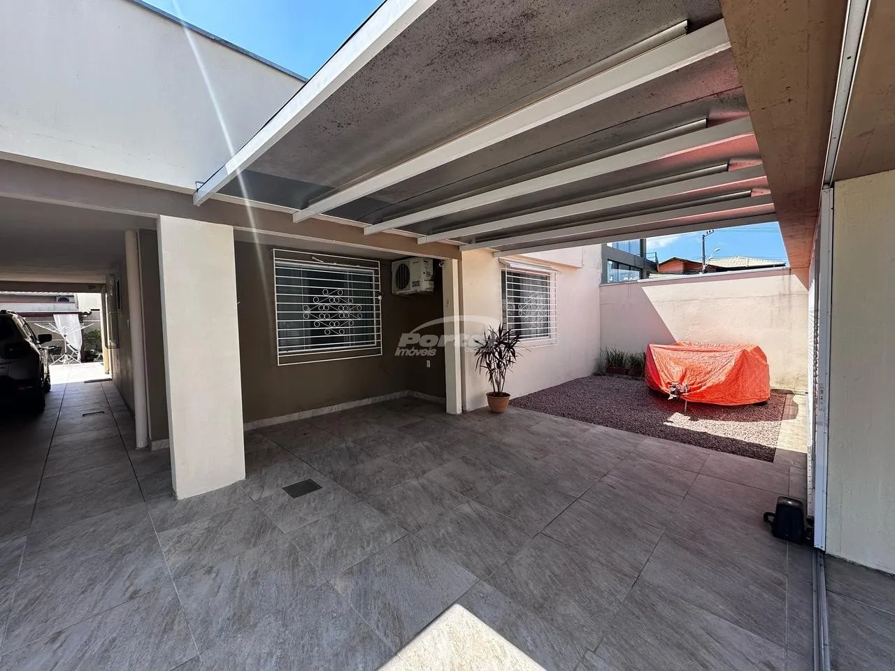 Linda casa com piscina e 3 quartos localizada apenas a 200m da praia e 800m do Beto Carrero em Penha — foto 4