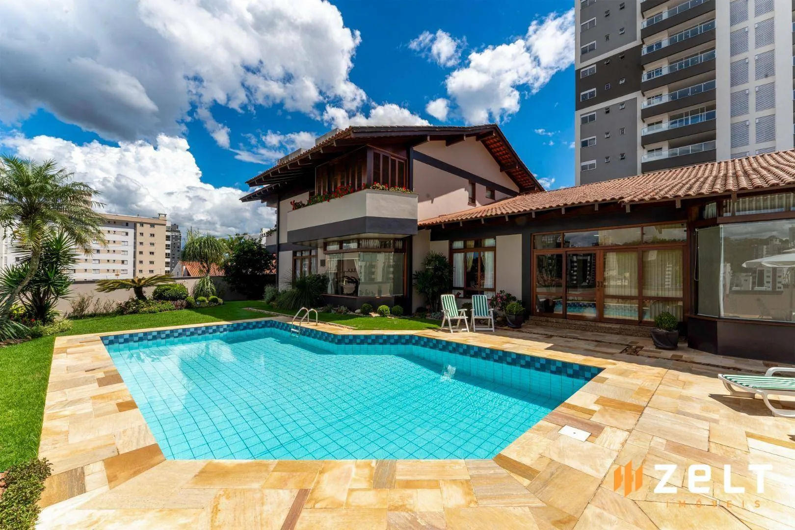 Casa com 4 dormitórios à venda, 574 m por R$ 6.690.000,00 - Vila Nova - Blumenau/SC - foto 1