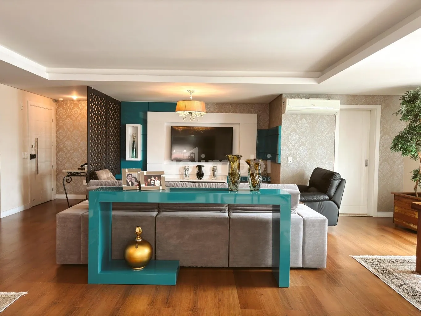 Belíssimo apartamento mobiliado no bairro das Estados, em Indaial. — foto 3