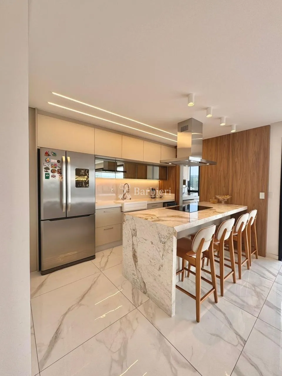 Apartamento mobiliado próximo a praia com 2 quartos sendo 1 suíte em Balneário Camboriú/SC — foto 4