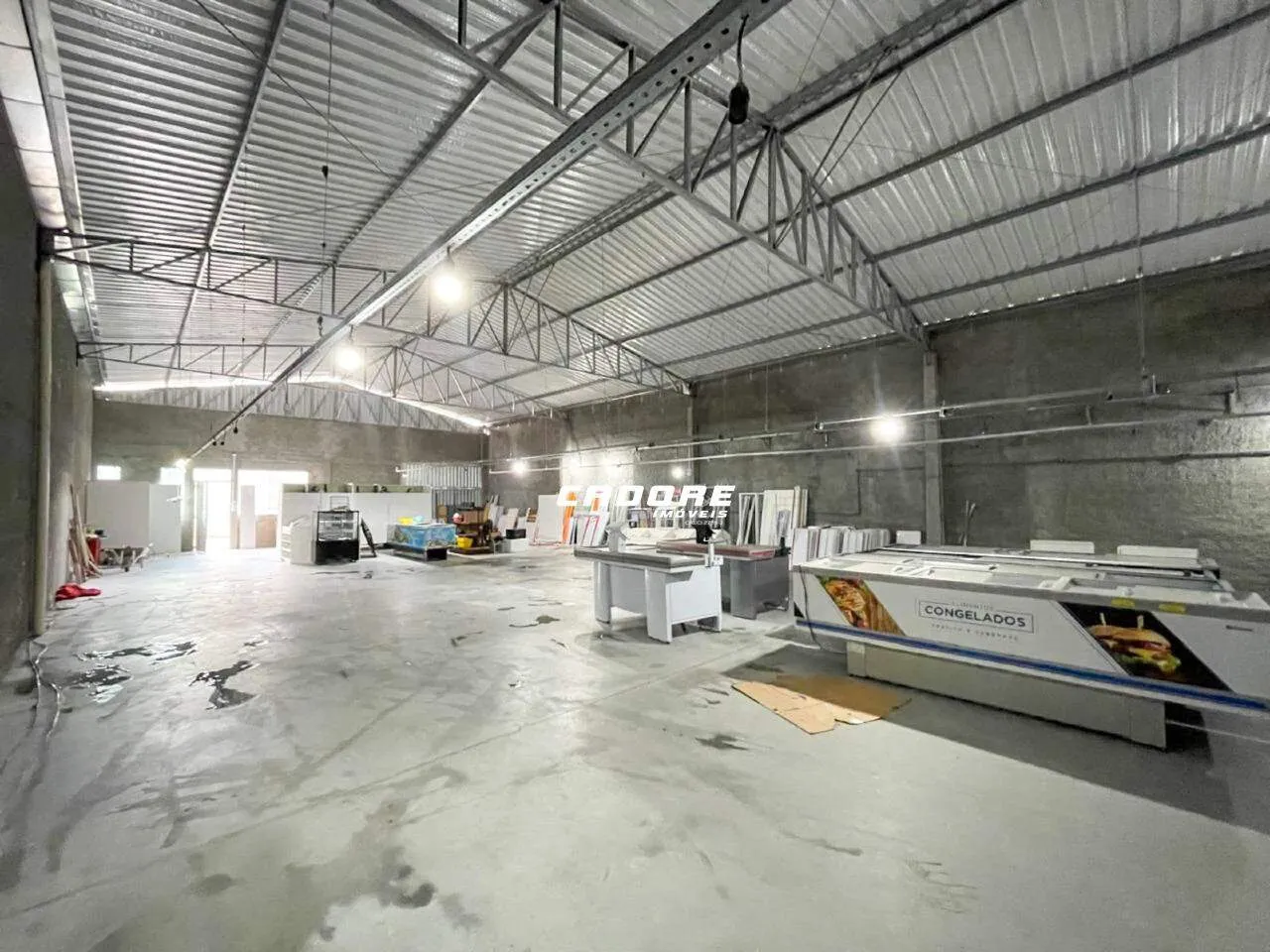 Galpão com 300m2 no bairro Velha Central I Cadore Imóveis - foto 1