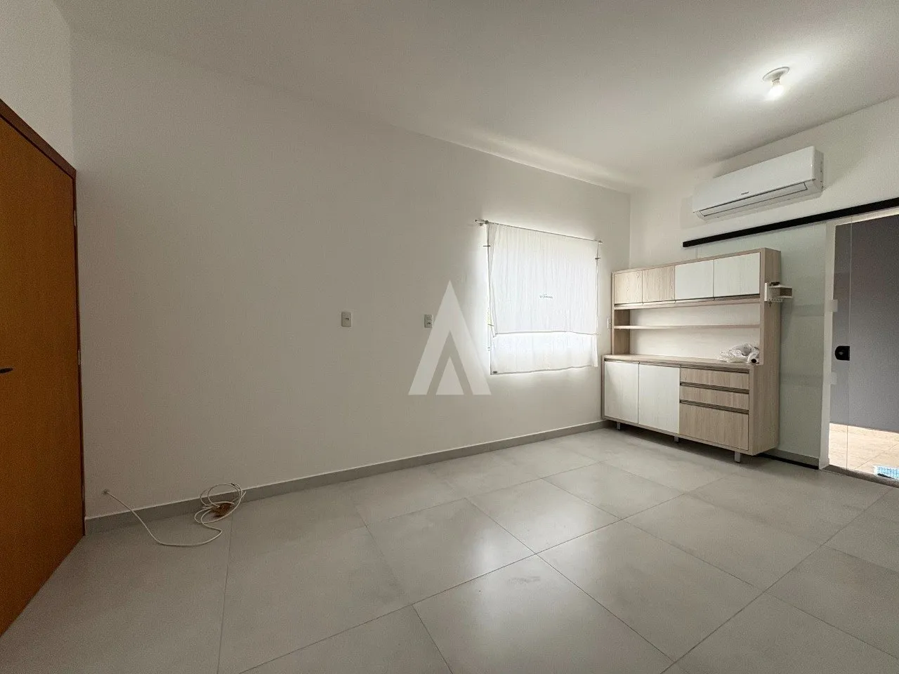 Sobrado de esquina com 3 quartos à venda no bairro Boa Vista em Joinville - SC, por R$ 445.000,00 — foto 4