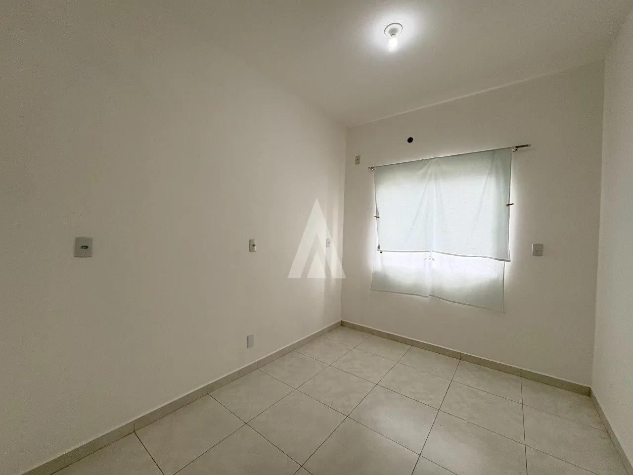 Sobrado de esquina com 3 quartos à venda no bairro Boa Vista em Joinville - SC, por R$ 445.000,00 — foto 5