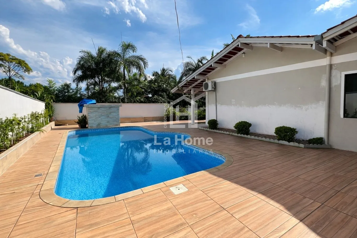 Casa com 04 quartos sendo 02 suítes com 01 Máster, á venda no Bairro Fortaleza, Blumenau — foto 2