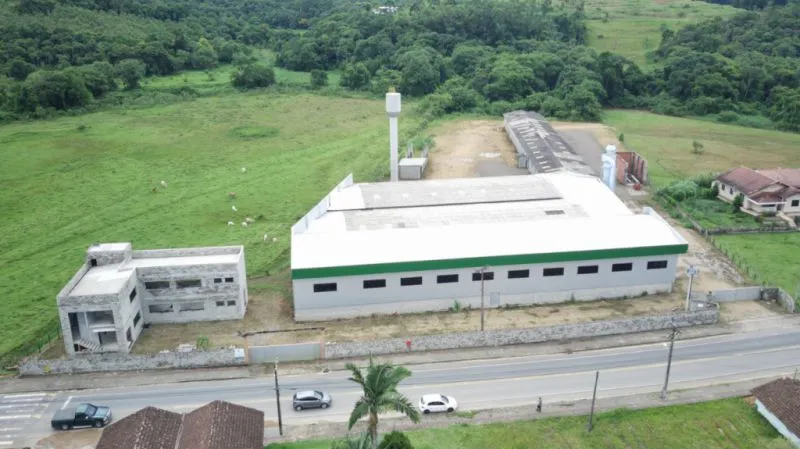 Galpão para locação com 1.110m no Bairro Arapongas em Indaial - foto 1