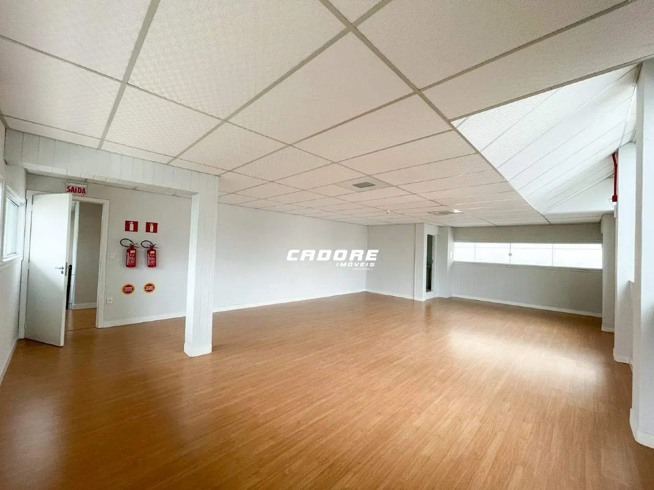 Sala comercial no Centro da Blumenau I Cadore Imóveis — foto 2