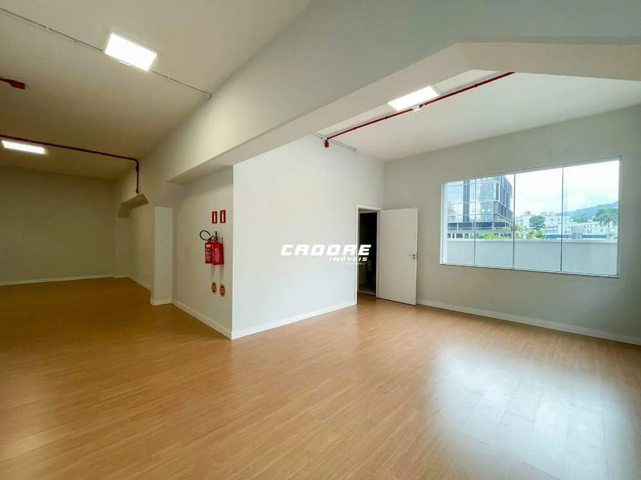 Sala comercial no Centro da Blumenau I Cadore Imóveis. — foto 4