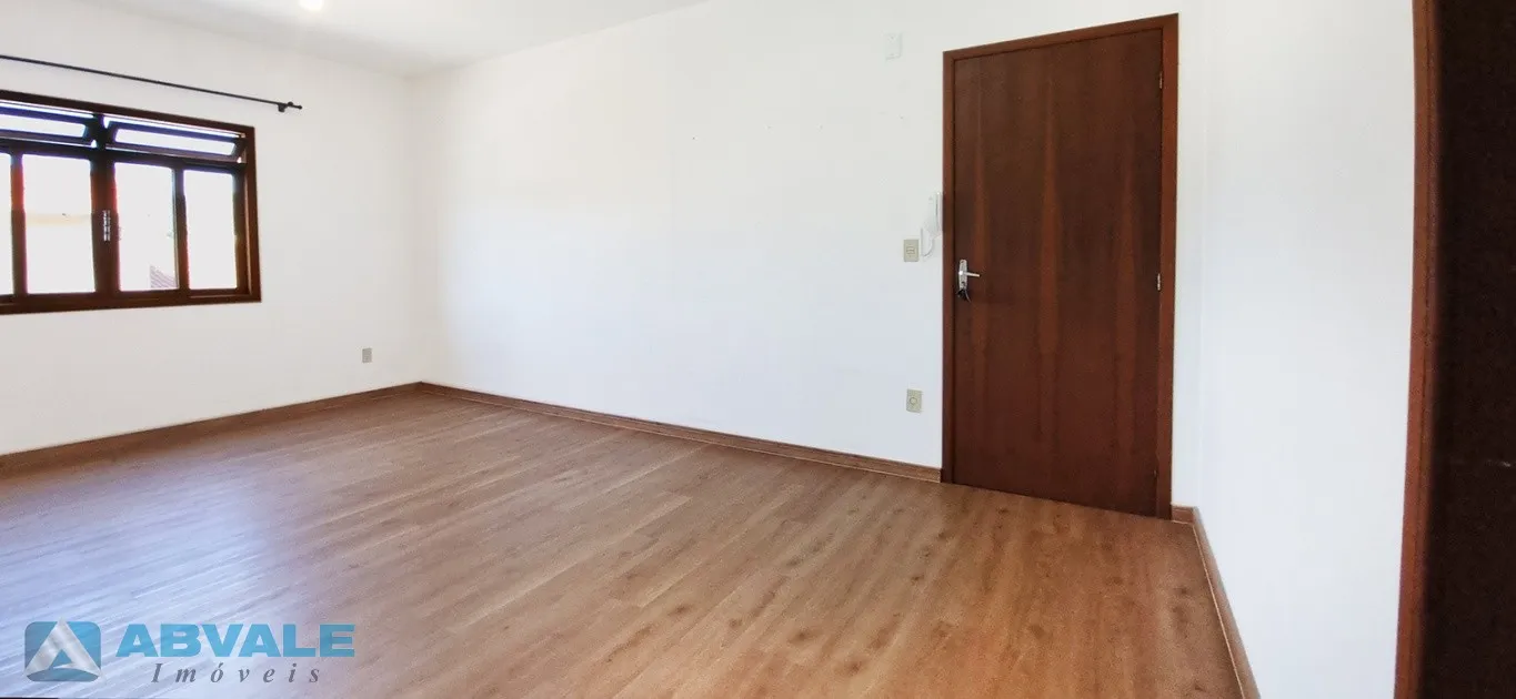 Apartamento com 2 dormitórios no bairro Velha Central — foto 4