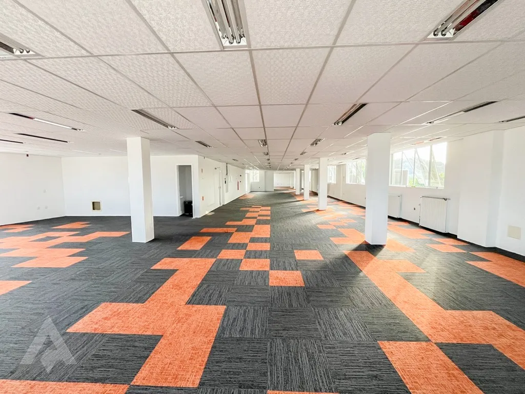Sala comercial de 446,78m para locação por R$ 12.500,00 - Bairro Itoupava Norte - Blumenau/SC — foto 2