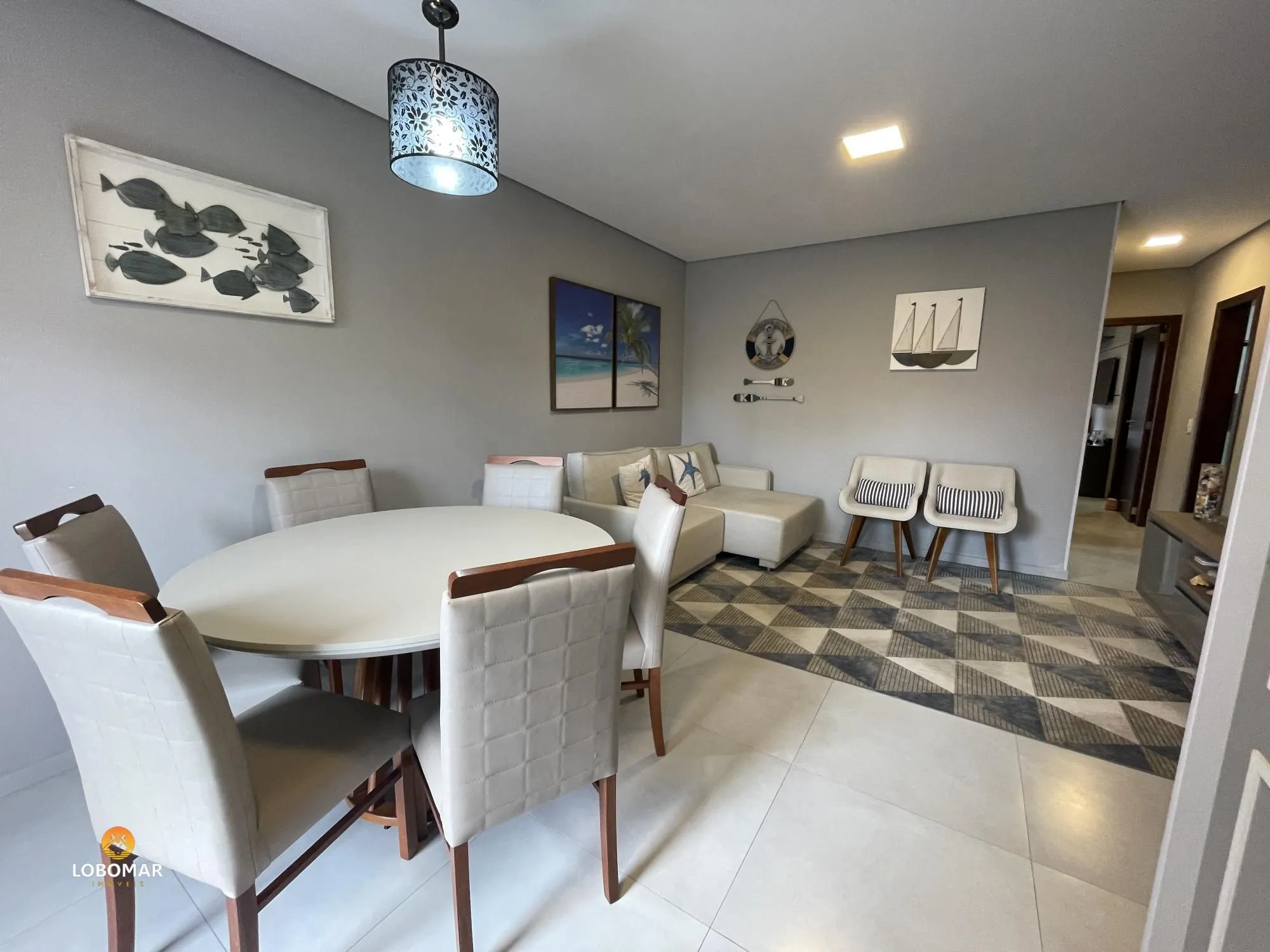 Apartamento mobiliado à apenas 270m do mar, com 3 dormitórios, em Itajuba, em Ba - foto 1