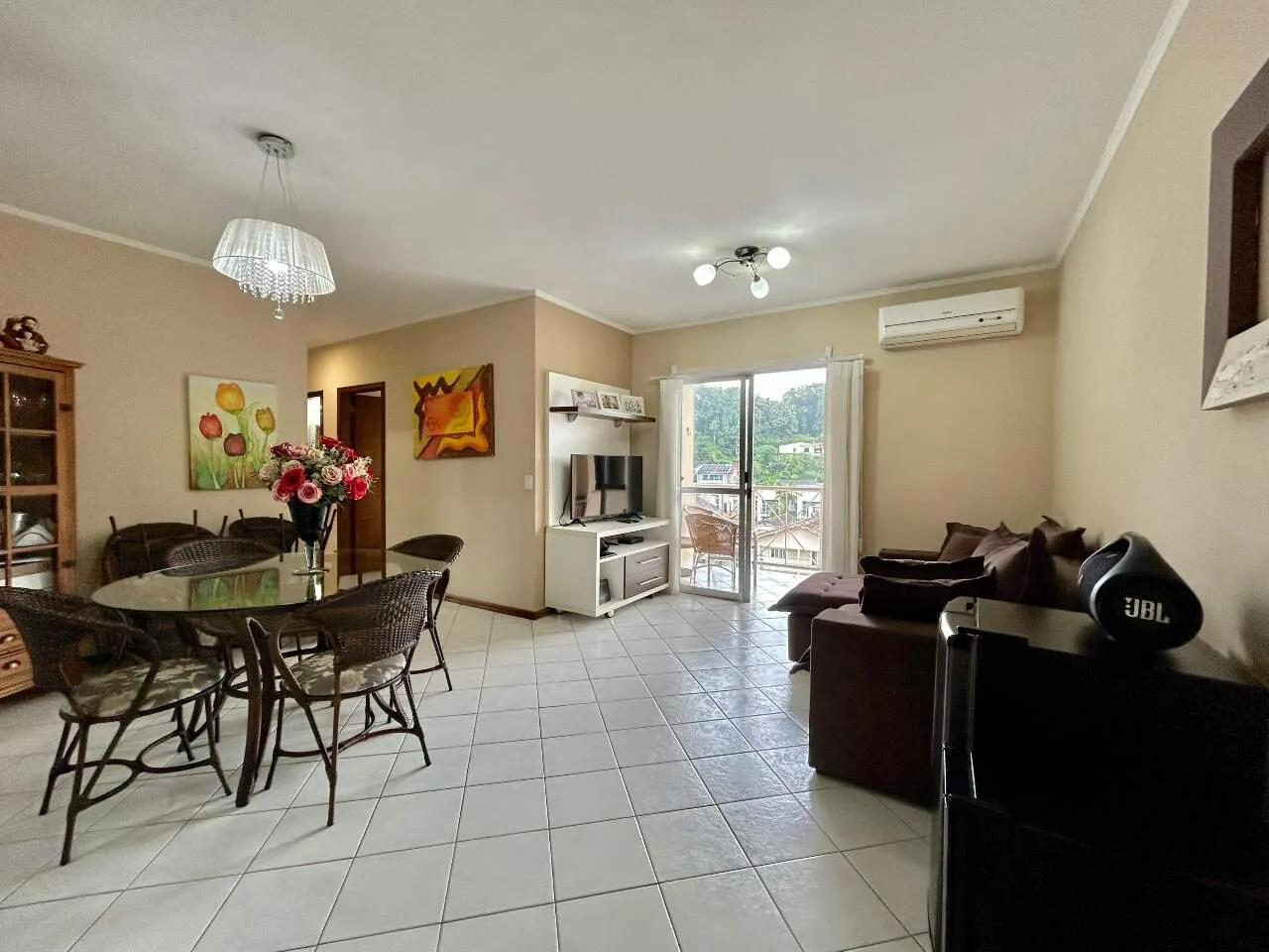 Apartamento mobiliado a 1km do Parque Ramiro - foto 1