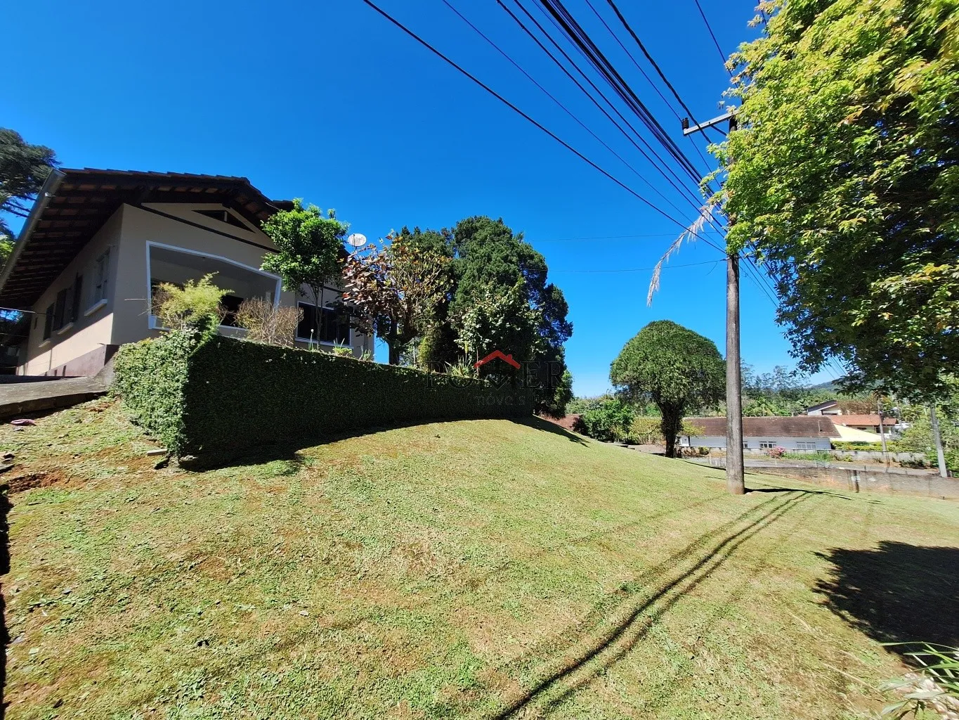 Super Oportunidade de Casa em Testo Central, cidade de Pomerode com 170,00m de construção, terreno com 1.480,00m — foto 2