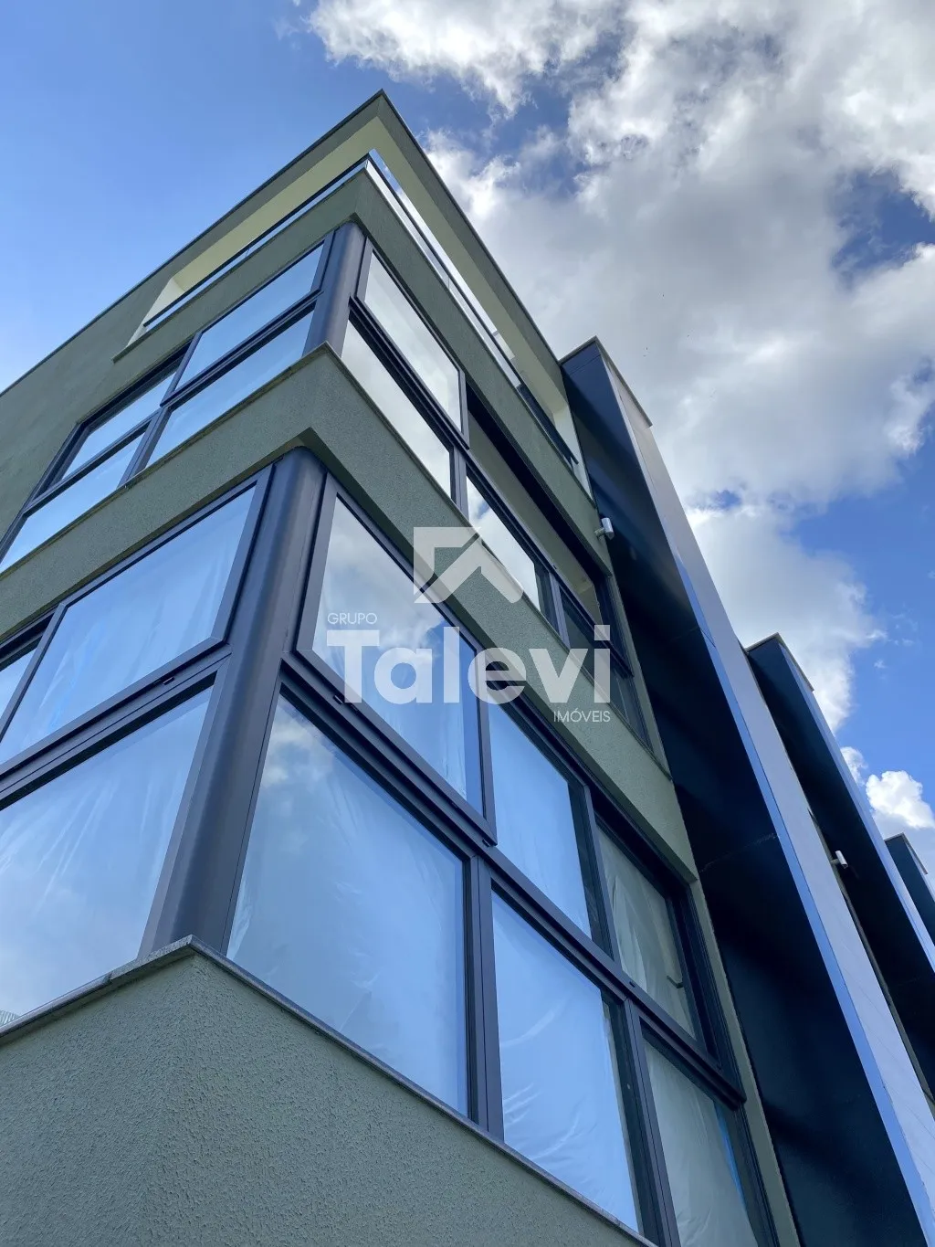 Apartamento Duplex Moderno com 2 Quartos e 2 Vagas no Centro de Pomerode — foto 4