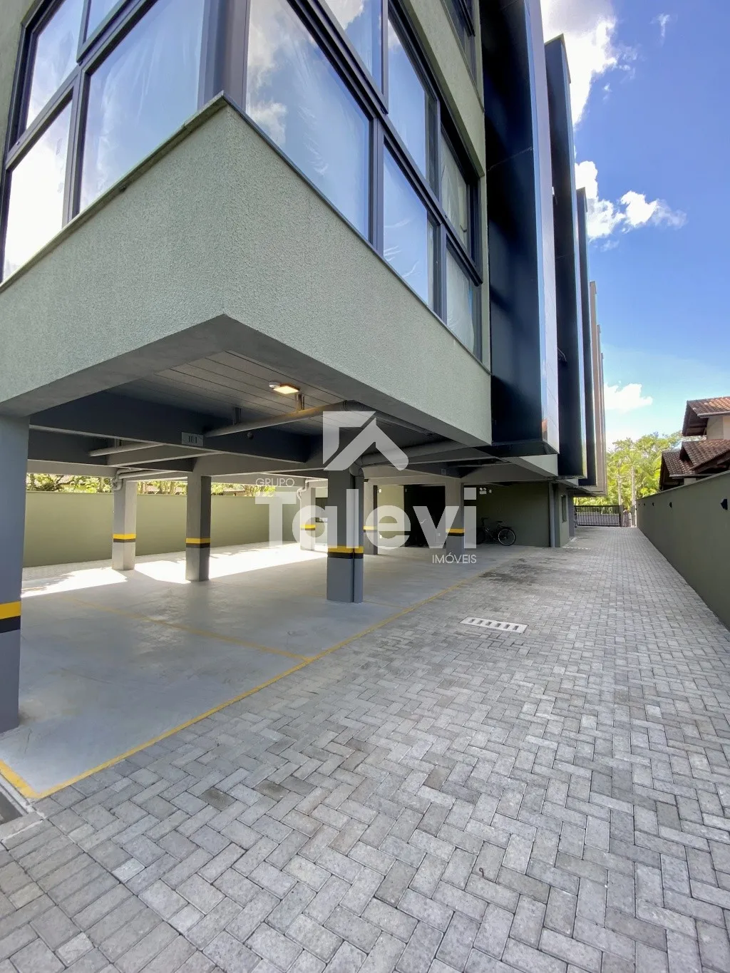 Apartamento Duplex Moderno com 2 Quartos e 2 Vagas no Centro de Pomerode — foto 5
