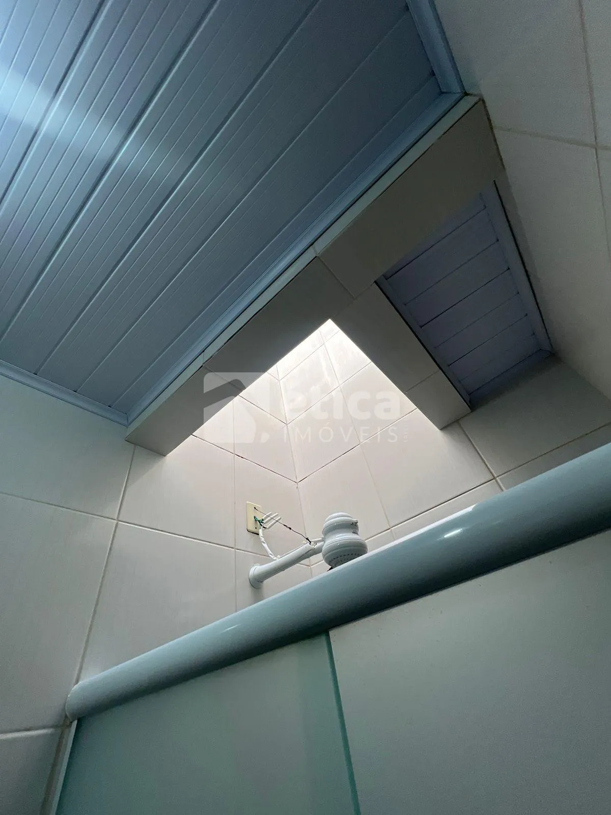 Casa Germinada com 2 Quartos, Ar Condicionado e Ampla Área de Serviço — foto 6