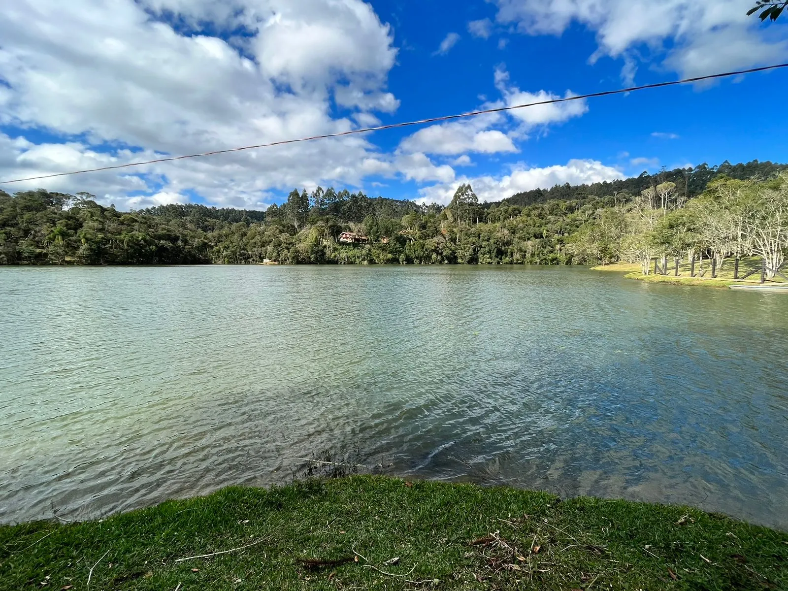 Terreno em loteamento de alto padrão na barragem em Alto Cedros. — foto 2