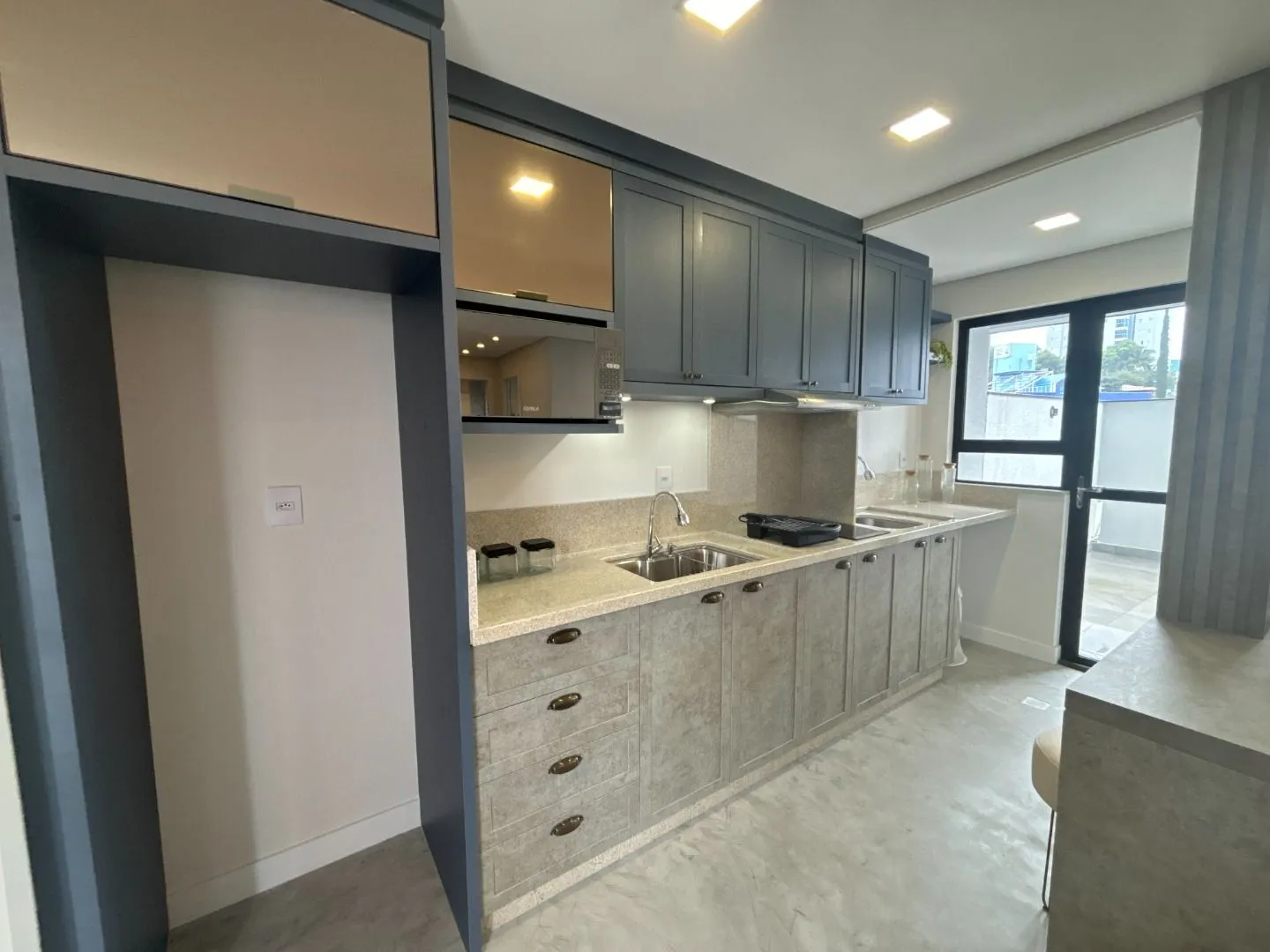 Apartamento com 2 dormitórios, 92 m - venda por R$ 785.034,25 ou aluguel por R$ 5.092,08/mês - Itoupava Seca - Blumenau/SC — foto 2