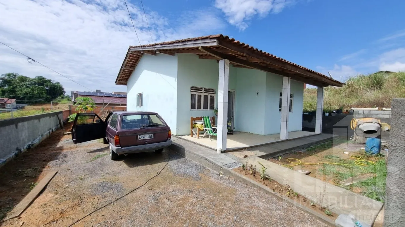 Casa com 03 quartos Bairro Benedito — foto 3
