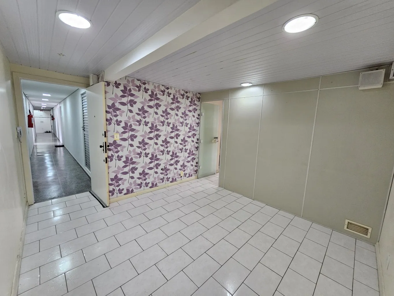 SALA COMERCIAL CENTRO — foto 2