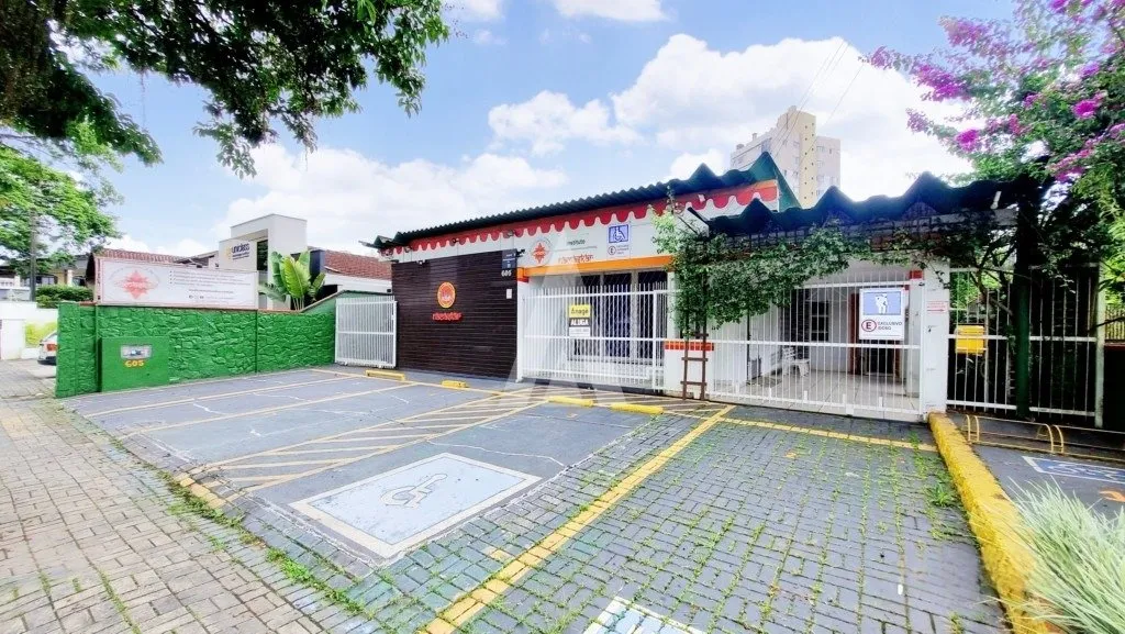 Casa Comercial à venda no bairro Anita Garibaldi em Joinville, por R$ 1.200.000.00. — foto 2