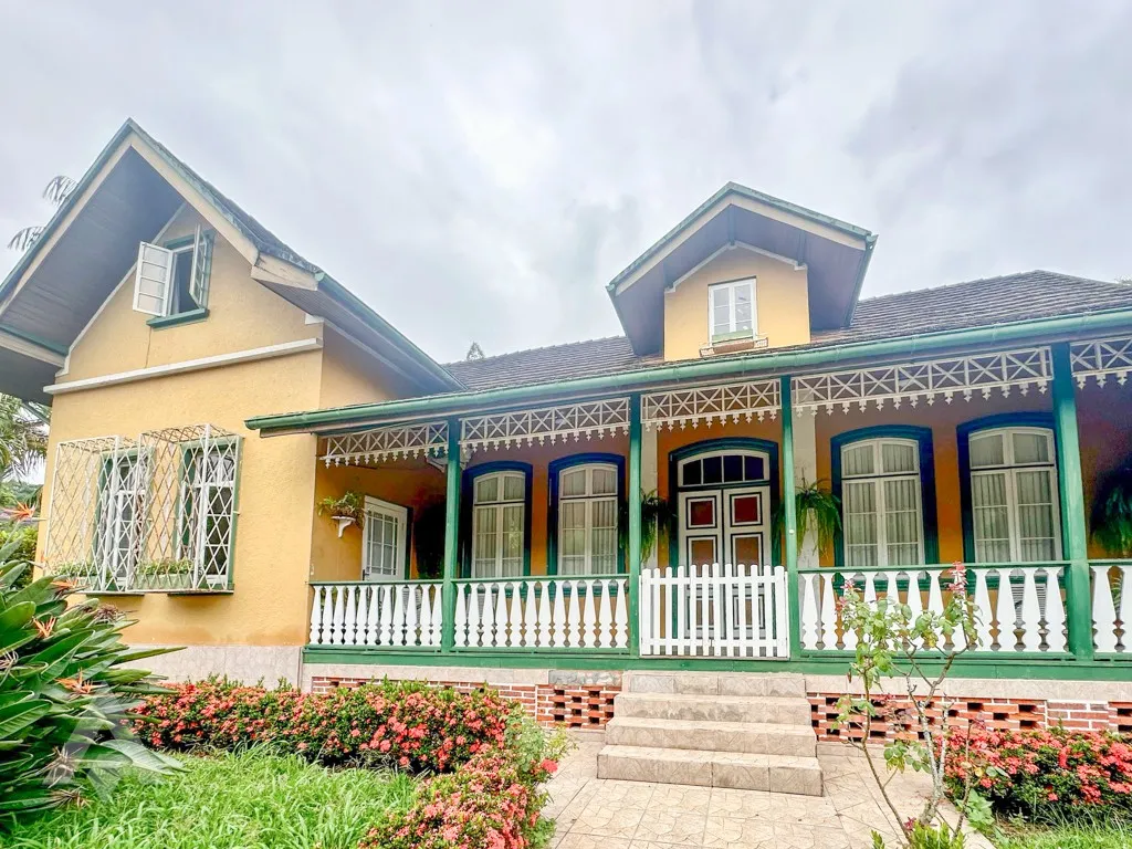 Casa à venda com 5 dormitórios, a 3km do Centro de Blumenau! — foto 2