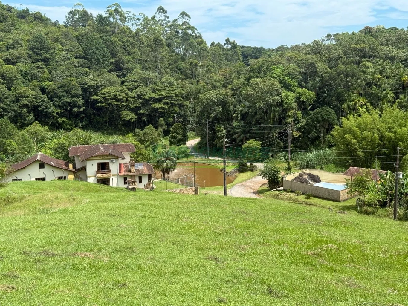 Belíssimo Sitio no Bairro Belchior em Gaspar com 110,000.00 m. — foto 3