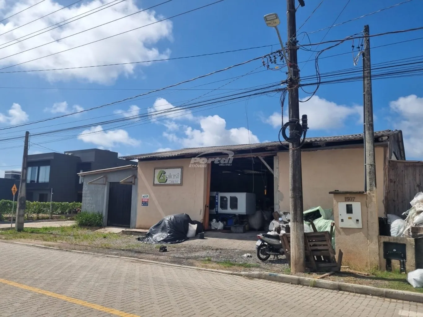 Excelente terreno comercial com 322,00 m de área no bairro Itacolomi no Balneário Piçarras - foto 1