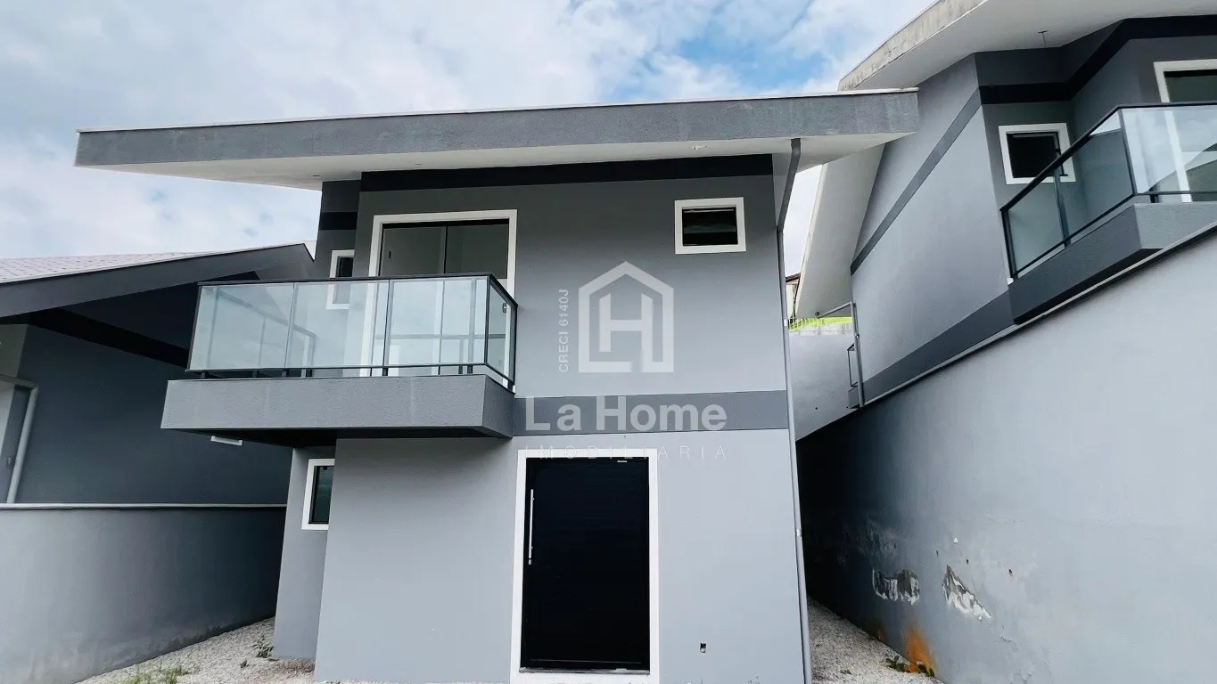 Espaçoso e Moderno Sobrado Novo - Bairro: Tribess - Blumenau - SC - foto 1