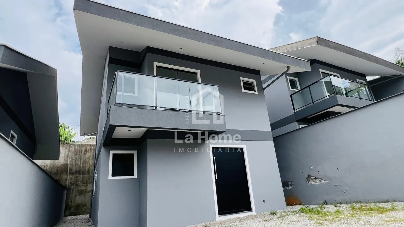 Espaçoso e Moderno Sobrado Novo - Bairro: Tribess - Blumenau - SC — foto 2