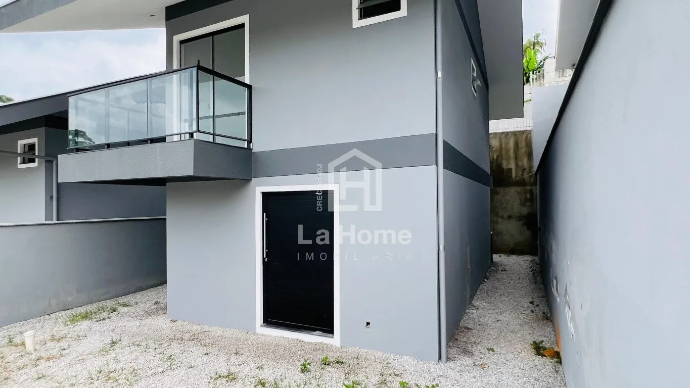 Espaçoso e Moderno Sobrado Novo - Bairro: Tribess - Blumenau - SC — foto 3