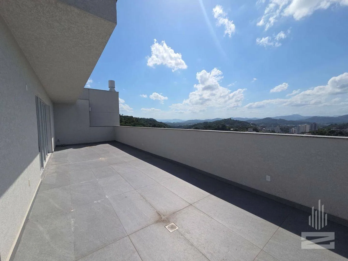 EXCELENTE Cobertura com 3 dormitórios à venda, 220 m por R$ 1.800.000 - Escola Agrícola - Blumenau/SC — foto 6