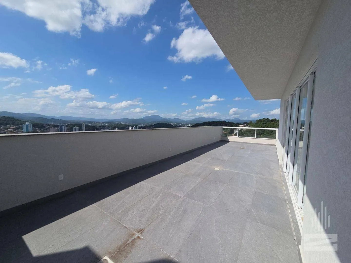 EXCELENTE Cobertura com 3 dormitórios à venda, 220 m por R$ 1.800.000 - Escola Agrícola - Blumenau/SC — foto 7