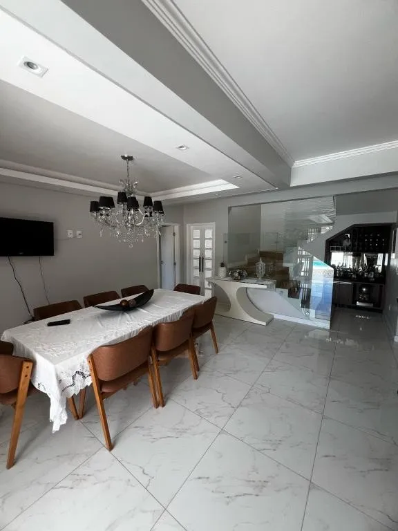 Casa à venda com 4 quartos e 4 suítes, 4 vagas, 836m² na RUA JOSÉ BONIFÁCIO no Glória, Joinville — foto 5