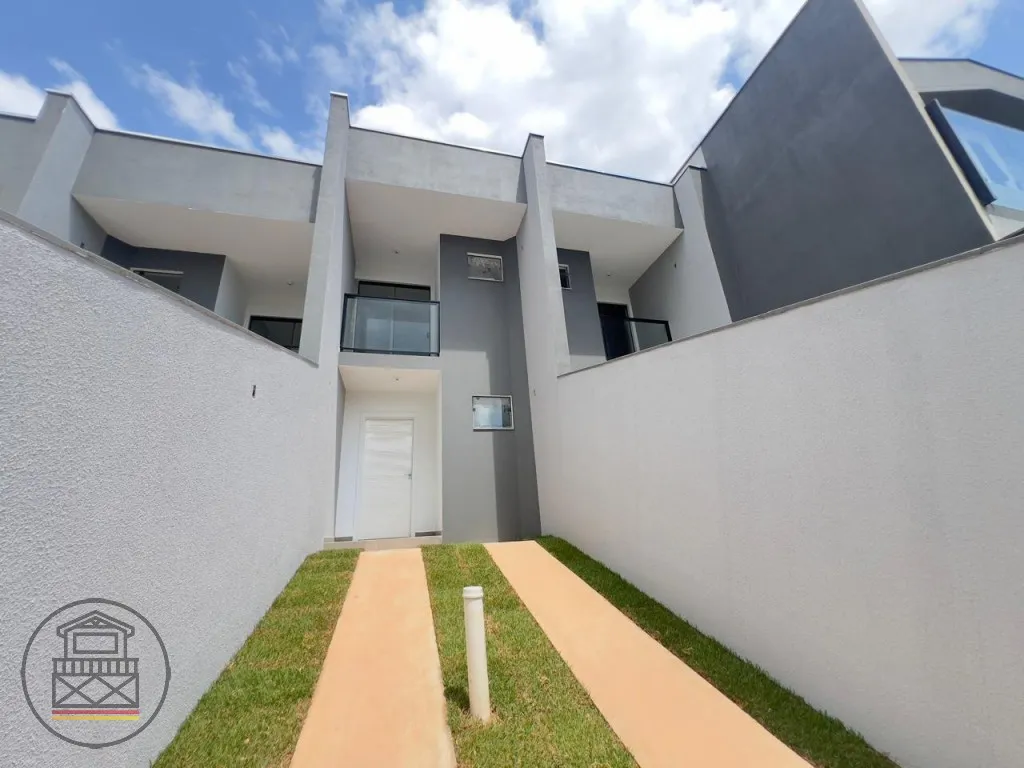 Sobrado muito bem localizado no bairro Escola Agricola. — foto 2