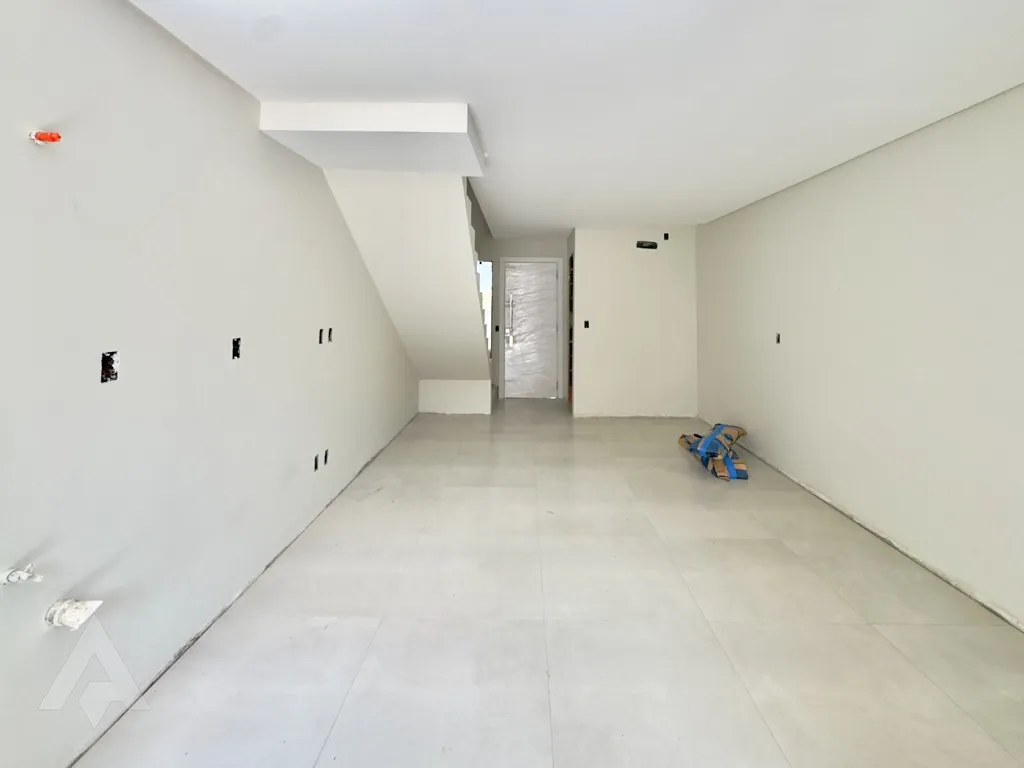 Sobrado á venda com 2 dormitórios, sendo 2 suítes no bairro Escola Agrícola. — foto 7