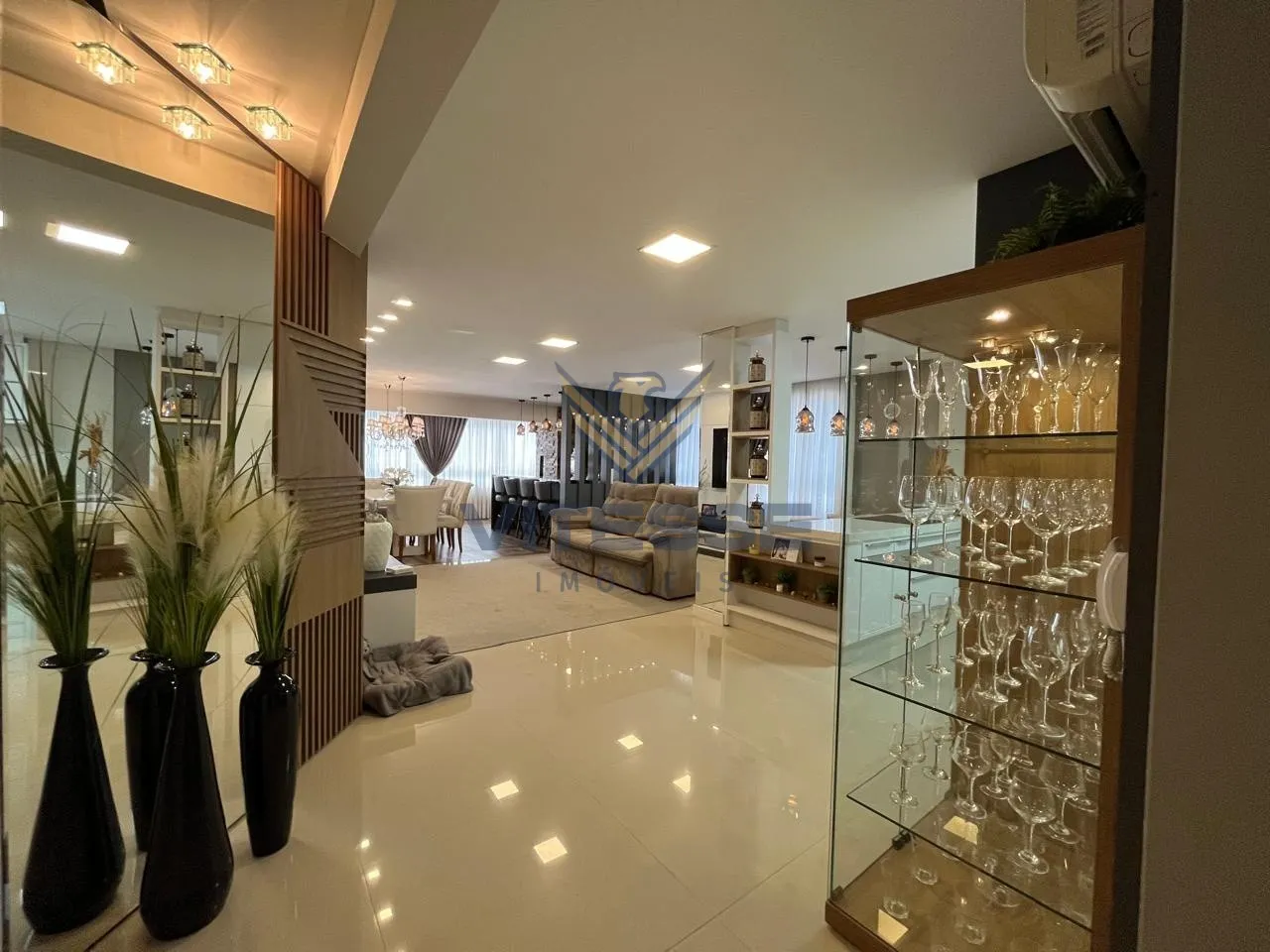 Cobertura 100% mobiliada - foto 1