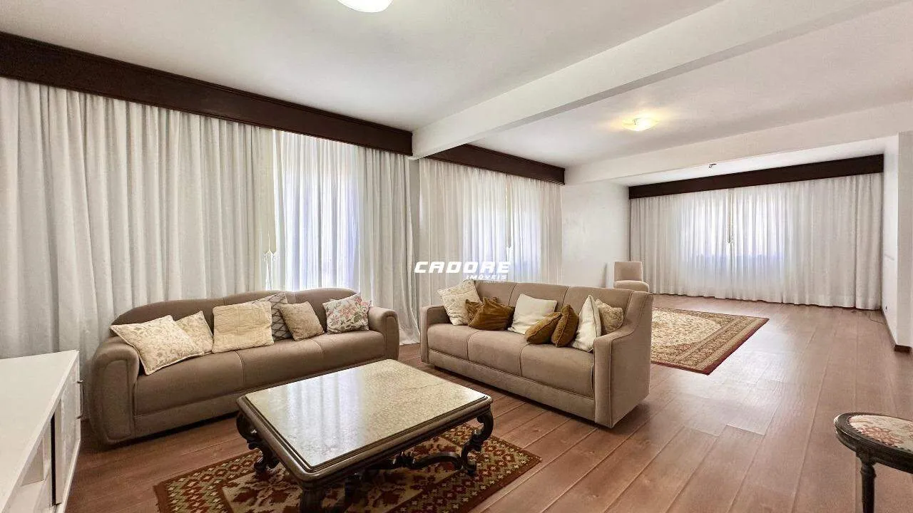 Se você busca um imóvel espaçoso, este apartamento é o lugar ideal para você. — foto 2