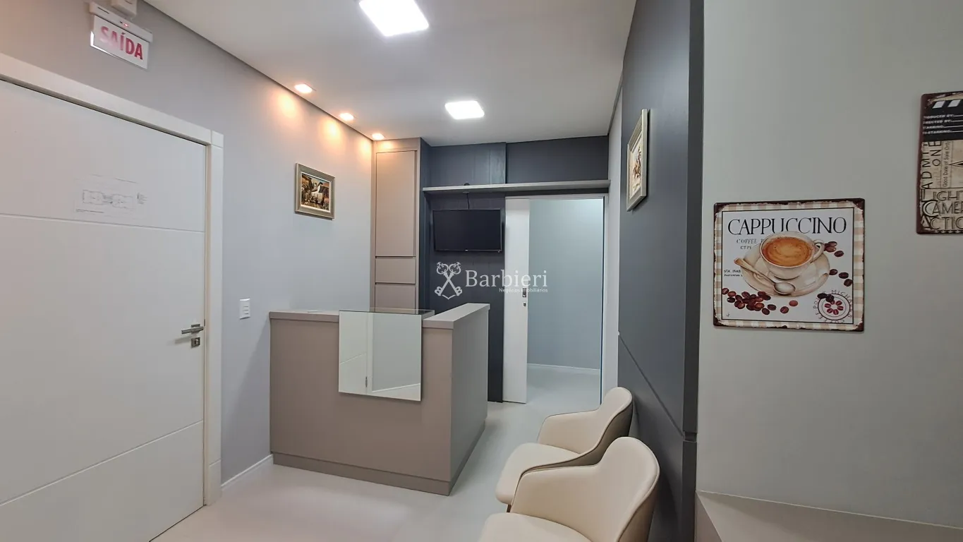 Sala comercial para consultório odontológico equipado mobiliado no bairro Centro em Blumenau/SC - foto 1