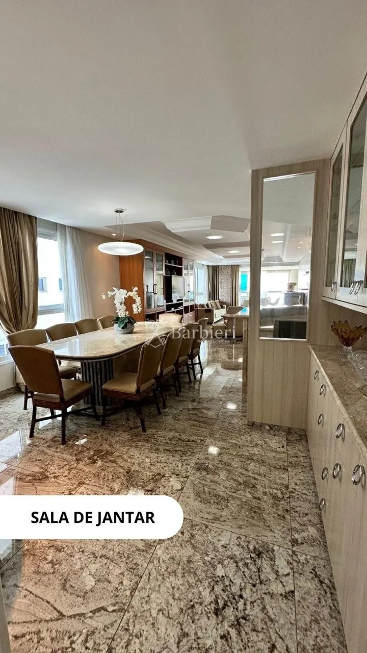 Apartamento semi mobiliado com 5 suítes no bairro Centro em Balneário Camburiu/SC — foto 2