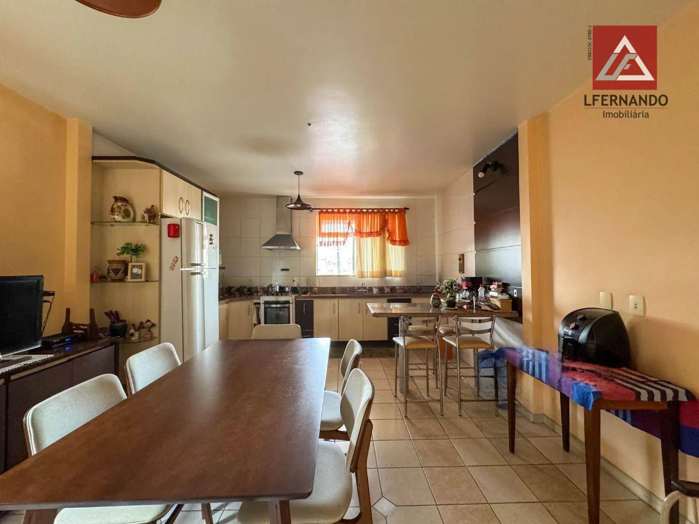 Casa com 3 dormitórios, sendo 1 suíte à venda, 274 m por R$ 950.000 - Escola Agrícola - Blumenau/SC — foto 4