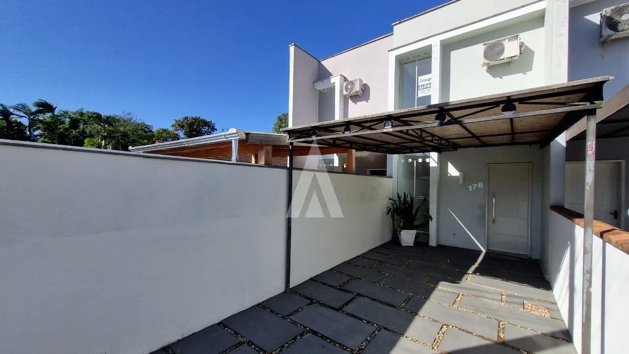 Sobrado Geminado com 2 quarto(s) à venda no bairro Santa Catarina em Joinville, por R$ 380.000,00 — foto 2