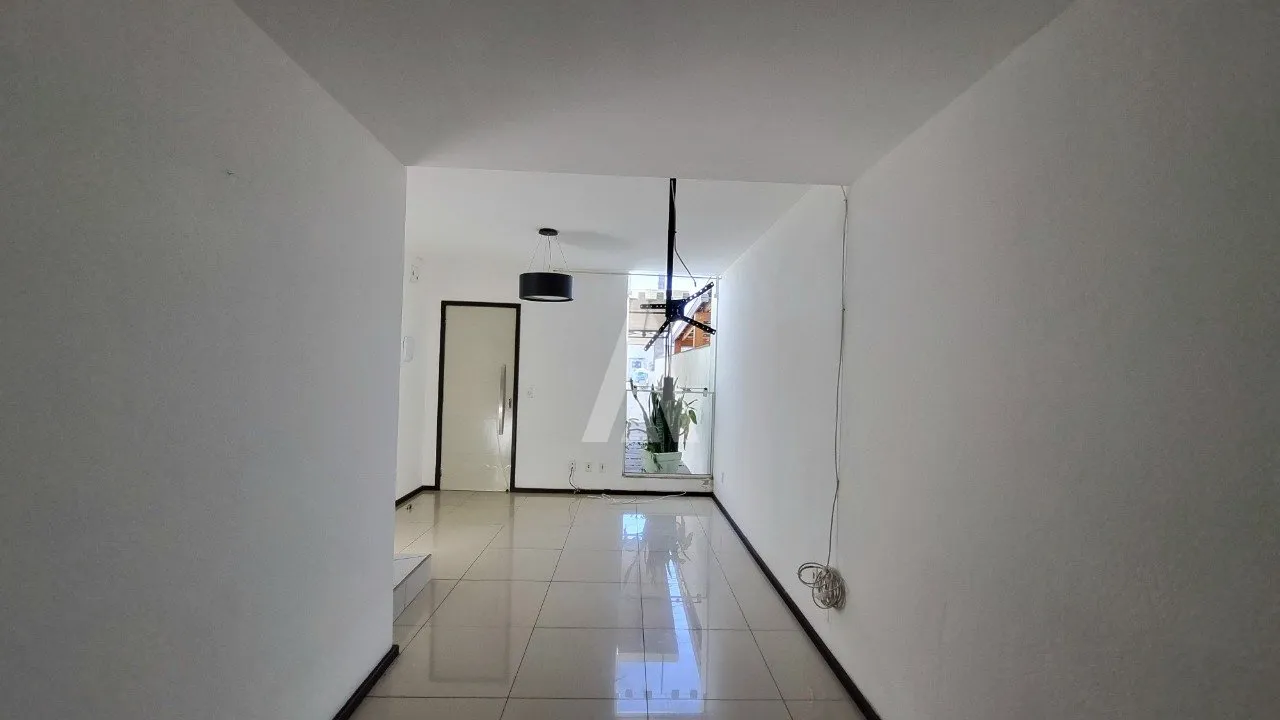 Sobrado Geminado com 2 quarto(s) à venda no bairro Santa Catarina em Joinville, por R$ 380.000,00 — foto 4