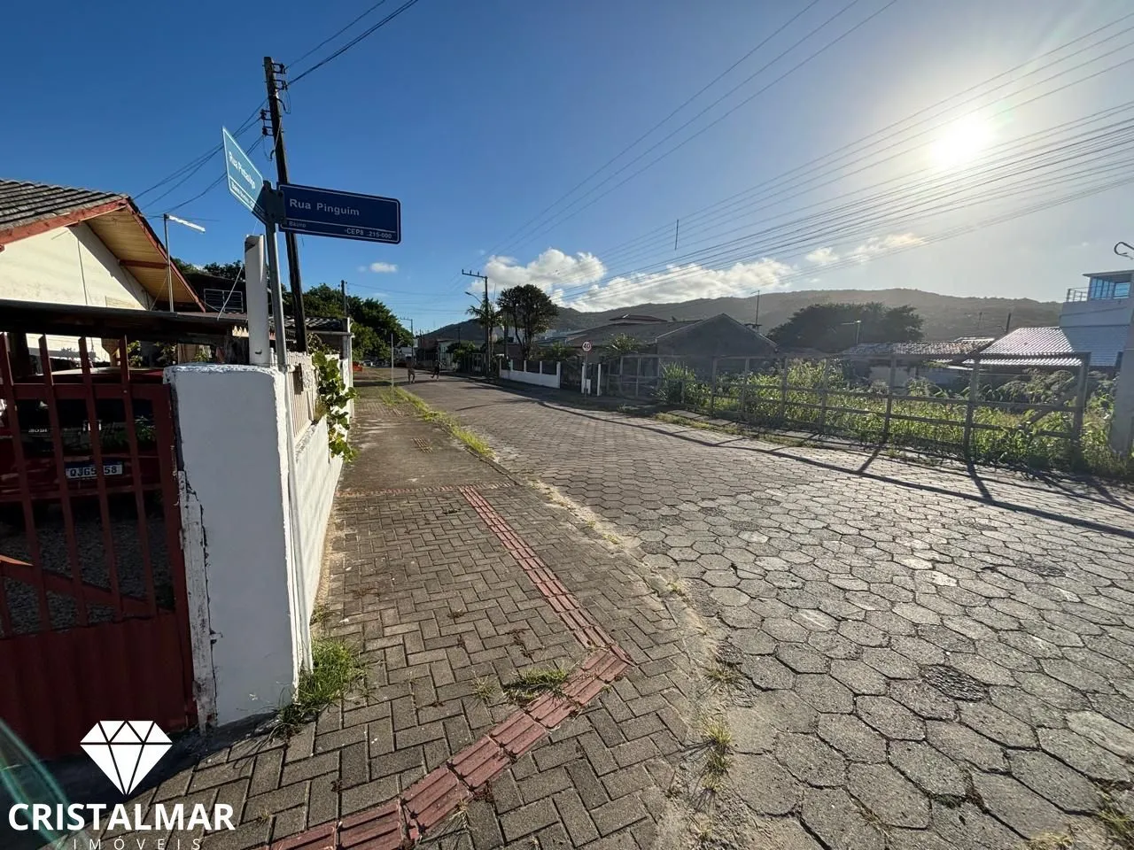 Casa para morar, Praia de Bombas SC, Ótima localização — foto 5